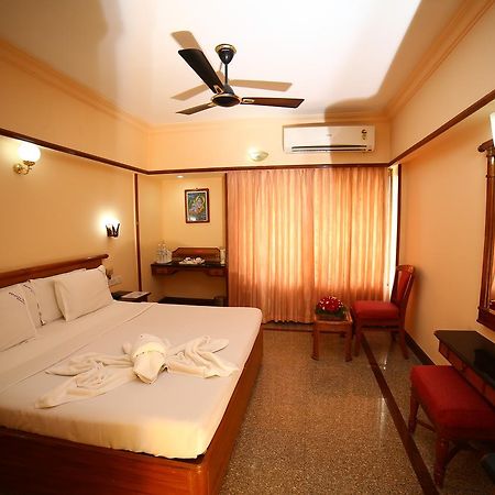 Mayura Residency Guruvāyūr Habitación foto