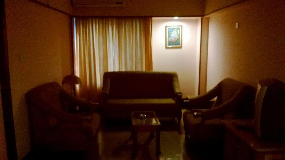 Mayura Residency Guruvāyūr Exterior foto