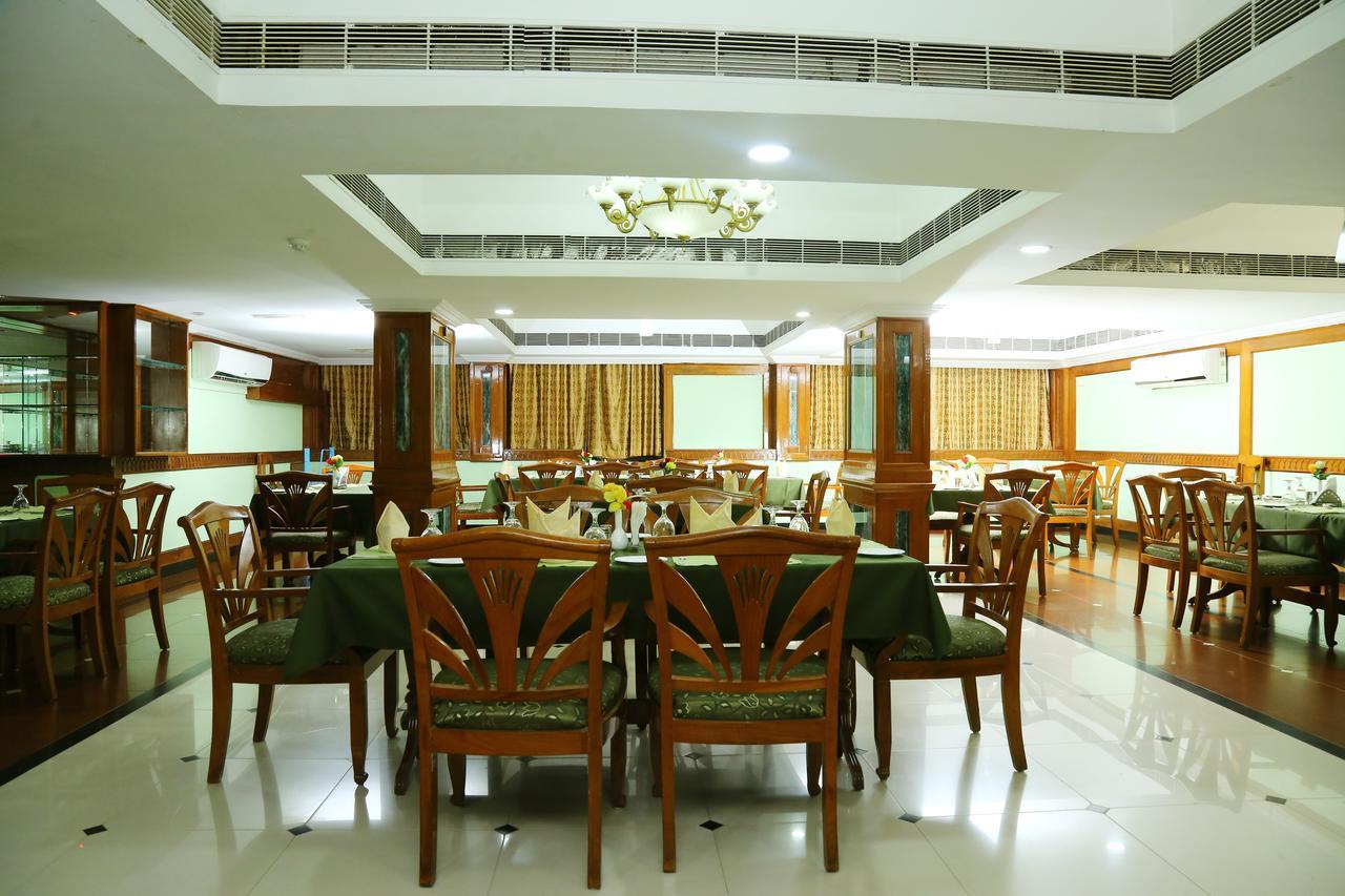 Mayura Residency Guruvāyūr Habitación foto