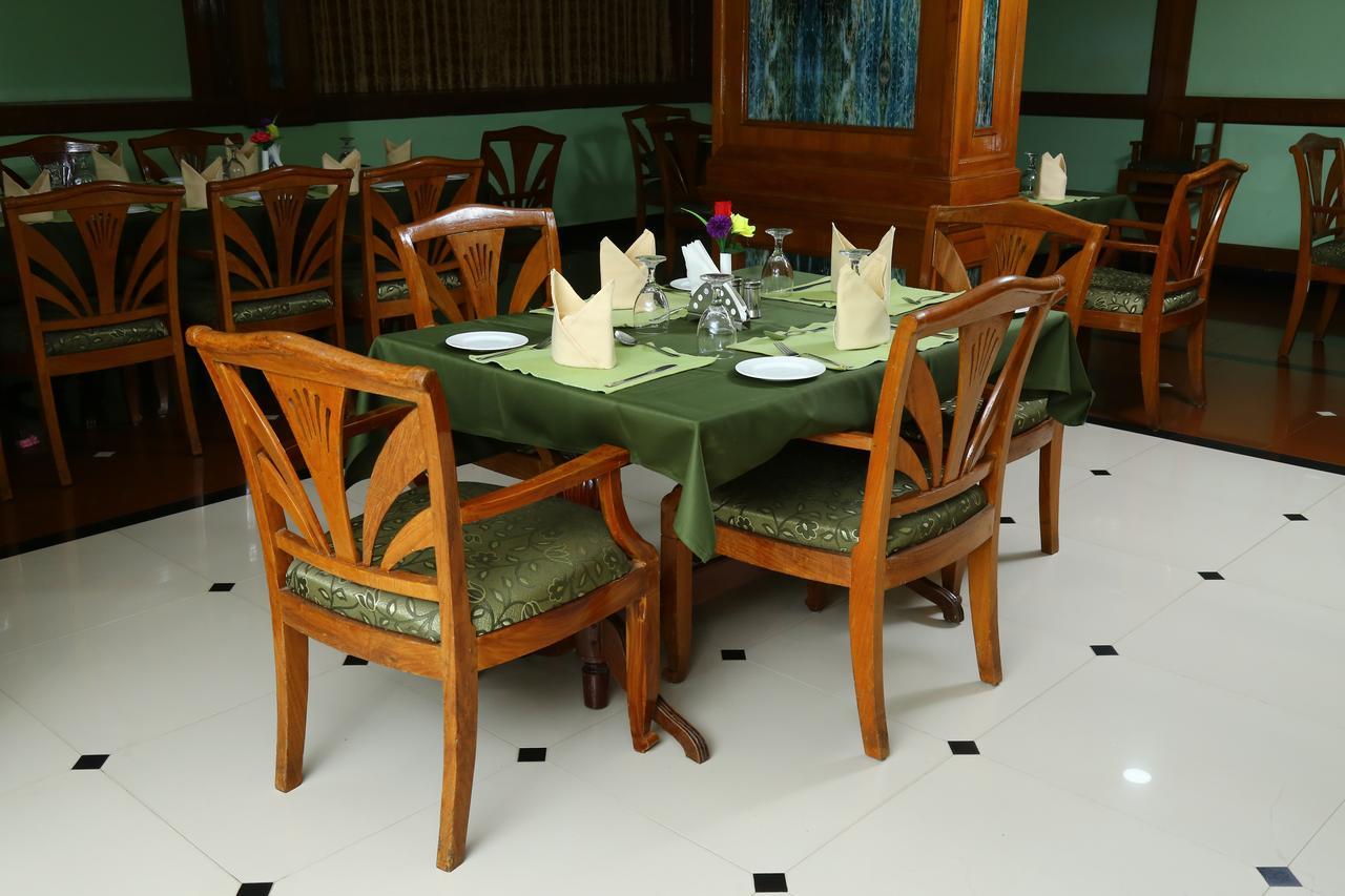 Mayura Residency Guruvāyūr Habitación foto